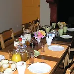 Bed & Breakfast Les D'eponine 3*