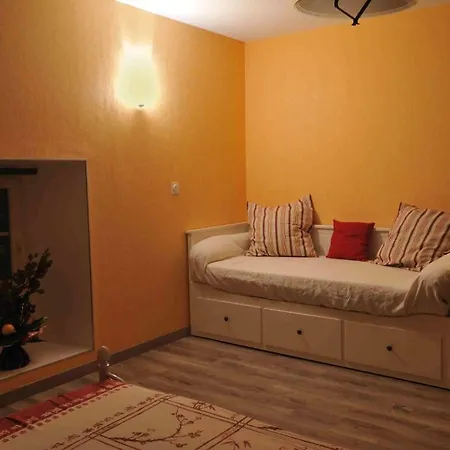 Les D'eponine 3* Saints-Geosmes