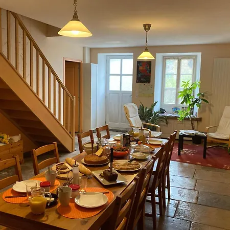 Bed & Breakfast Les D'eponine Saints-Geosmes