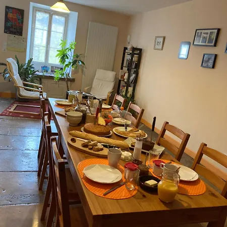 Les D'eponine 3* Saints-Geosmes