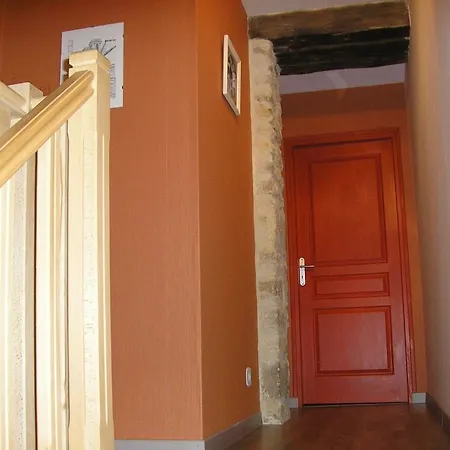 Les D'eponine Bed & Breakfast