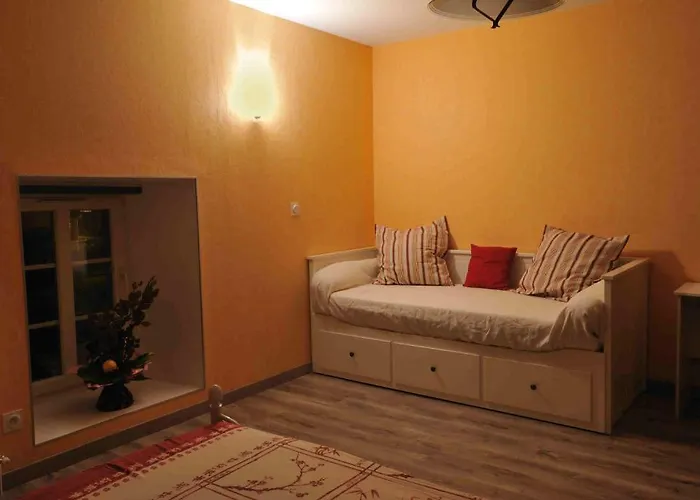 Les D'eponine 3* Saints-Geosmes