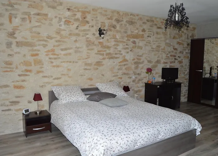 Les D'eponine Отель типа 